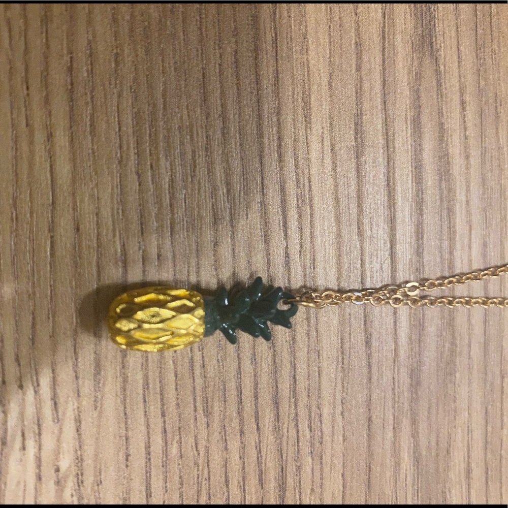 Pineapple necklace